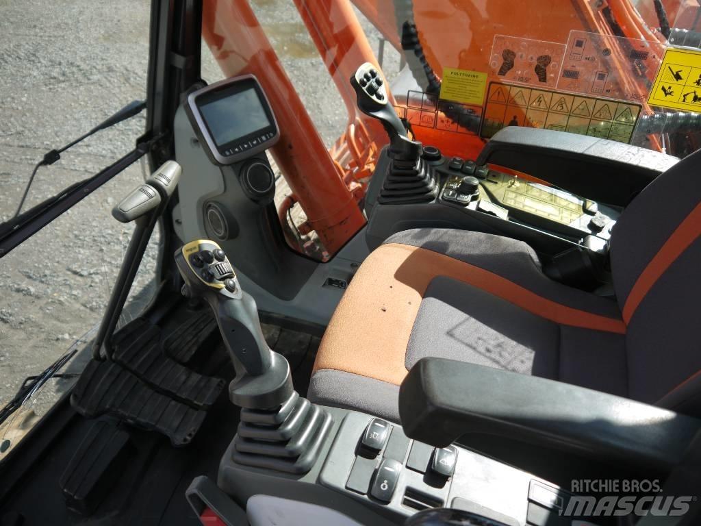Doosan DX 225 LC-3 Escavatori cingolati