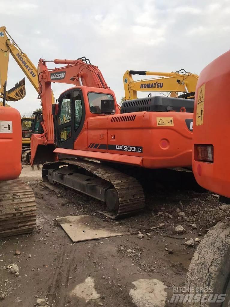 Doosan dx300 Escavatori cingolati