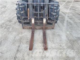CASE 586H Elevatore per esterni
