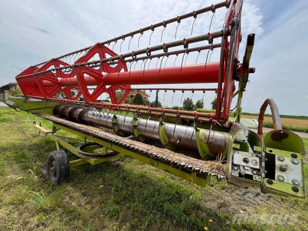 CLAAS C 540 Testate per mietitrebbie