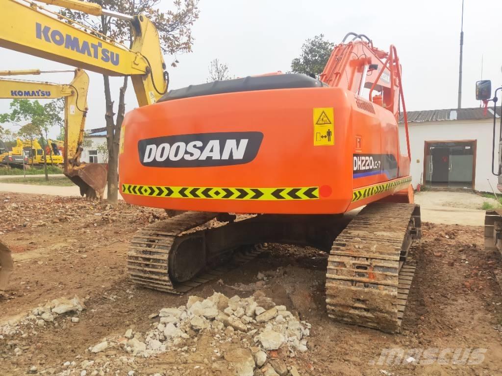 Doosan DH220LC-7 Escavatori cingolati