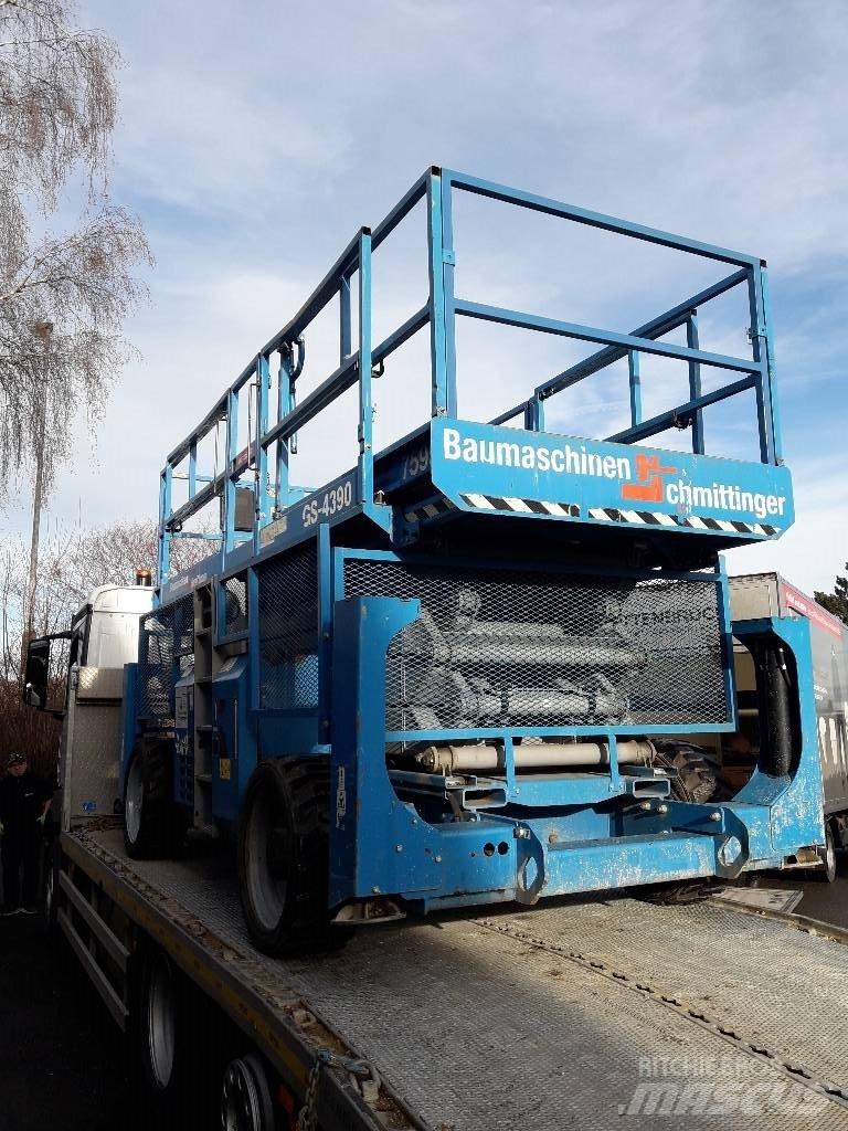 Genie GS 4390 RT Piattaforme a pantografo