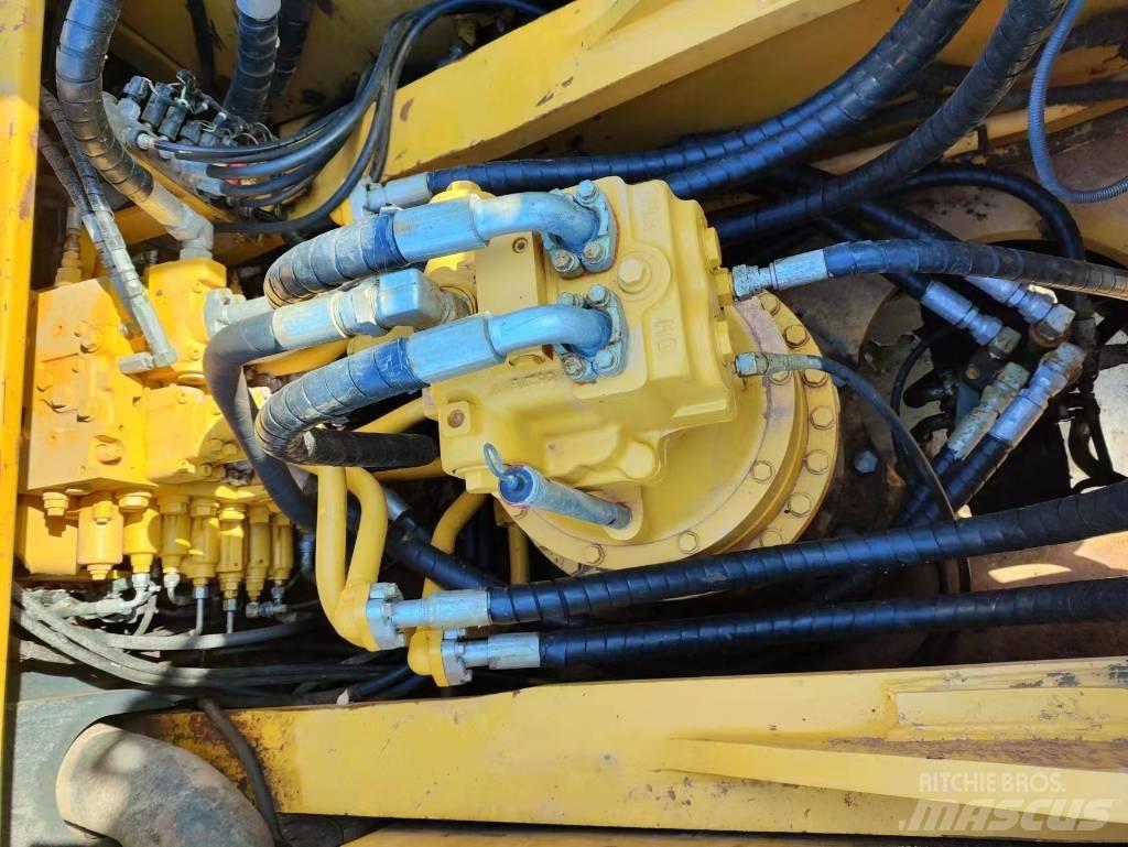 Komatsu PC 450 LC-8 Escavatori cingolati