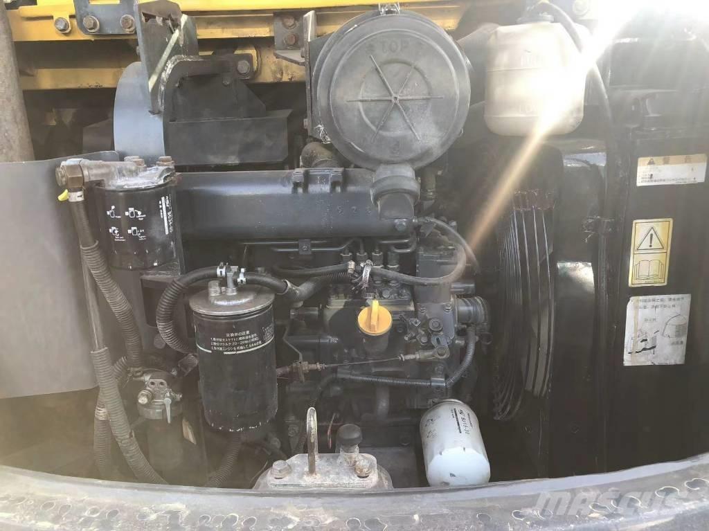 Komatsu 56-7 Escavatori cingolati