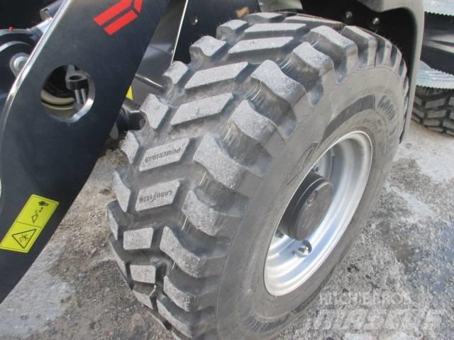 Terex TL 100 Pale gommate