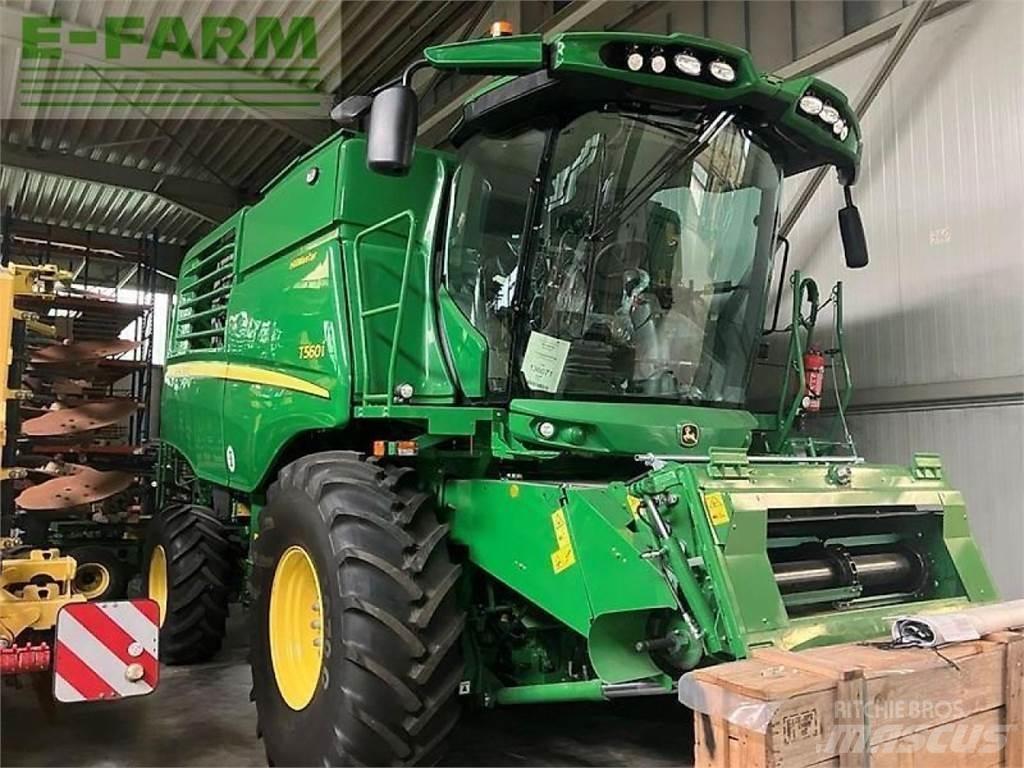 John Deere t560 hm Mietitrebbiatrici