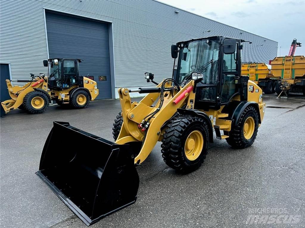 CAT 908 Pale gommate