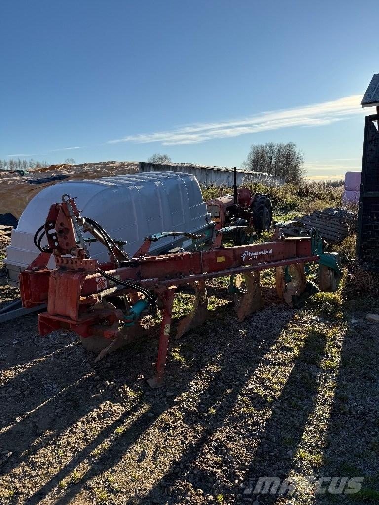 Kverneland AD-85 Aratri convenzionali