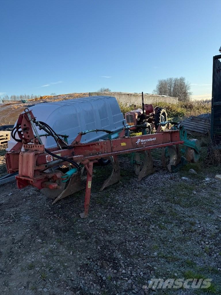 Kverneland AD-85 Aratri convenzionali