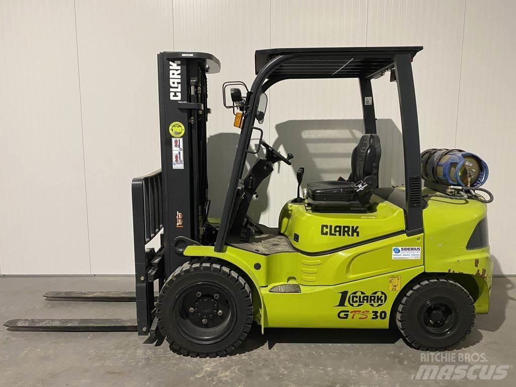 Clark GTS30 Carrelli elevatori GPL