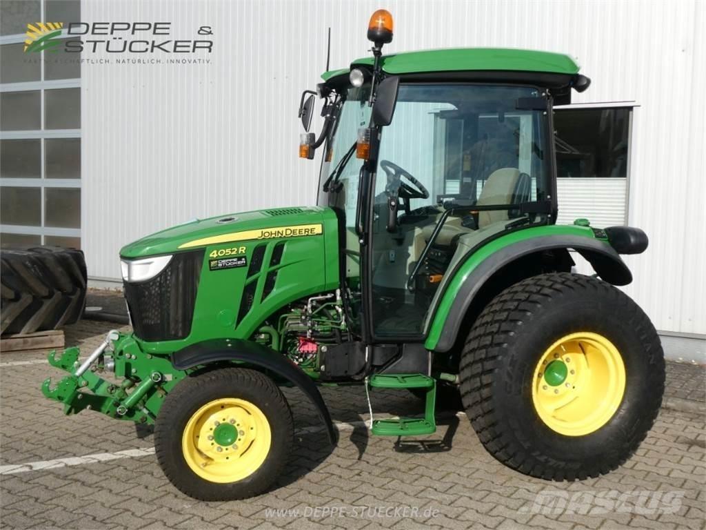 John Deere 4052R Trattori compatti