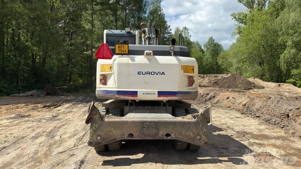 Komatsu PW 148-8 Escavatori gommati