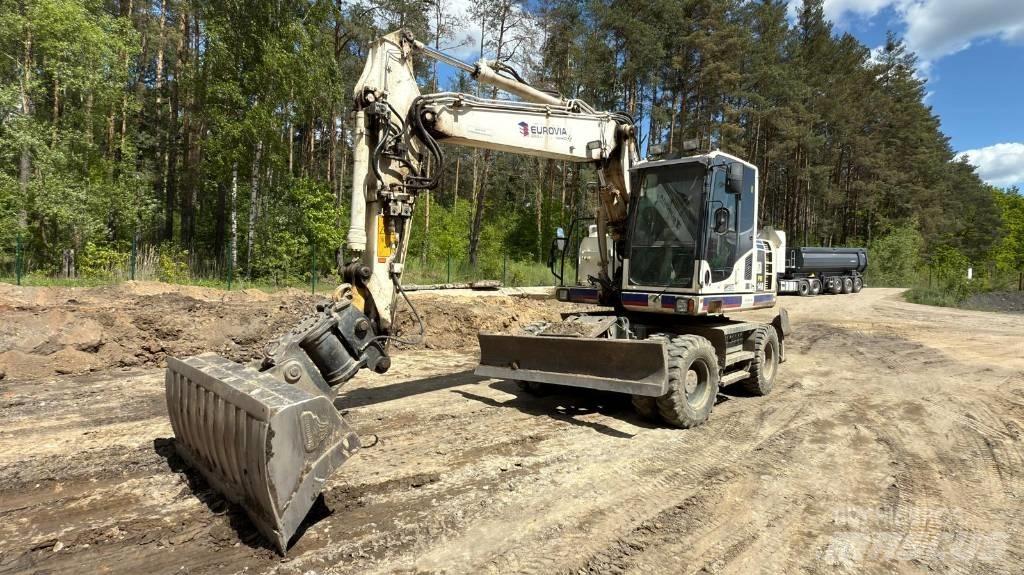 Komatsu PW 148-8 Escavatori gommati