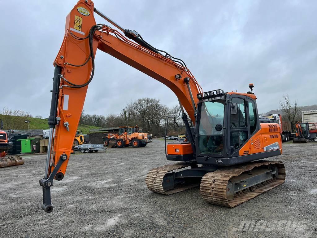 Doosan DX 140 LC Escavatori cingolati