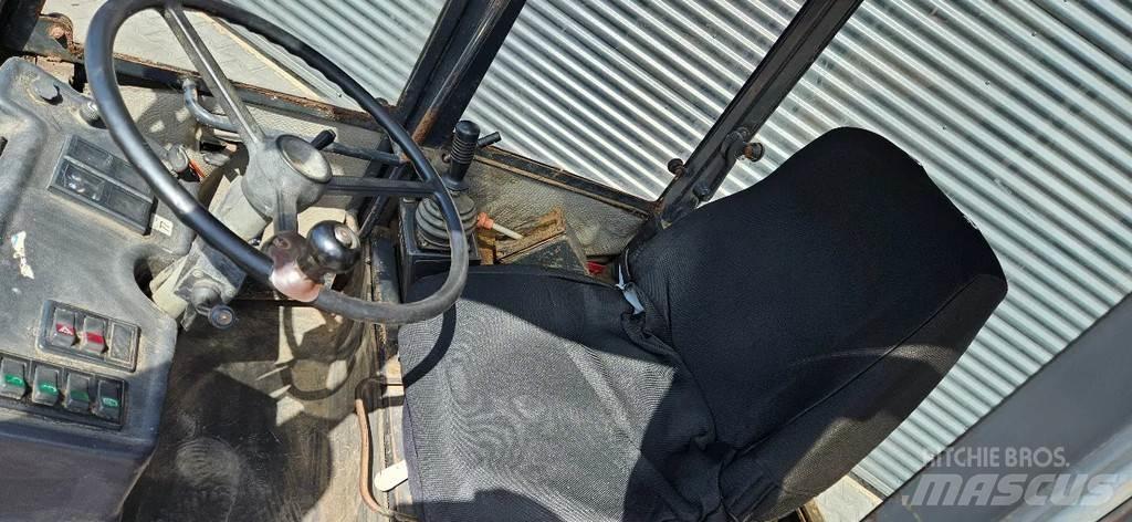 Ahlmann AL 70 Pale gommate
