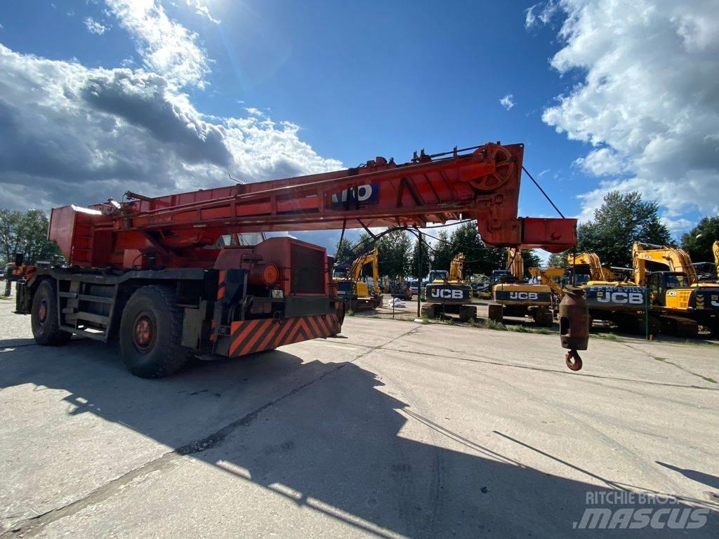 Kato KR 500 Gru per terreni difficili