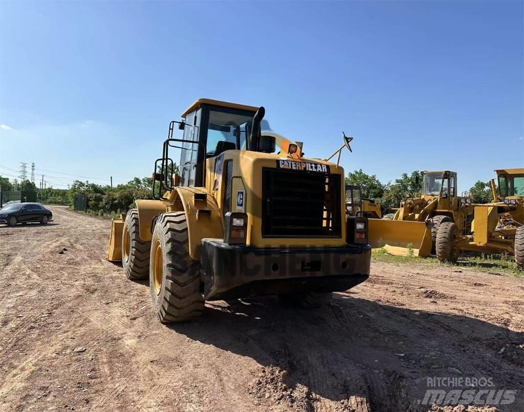 CAT 966 H Pale gommate