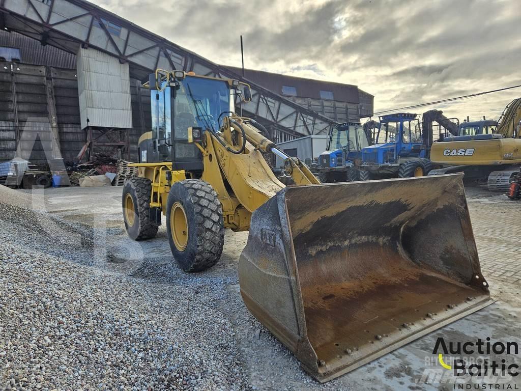CAT 924 G Pale gommate