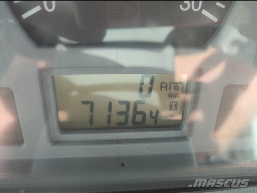Valtra N 101 Trattori