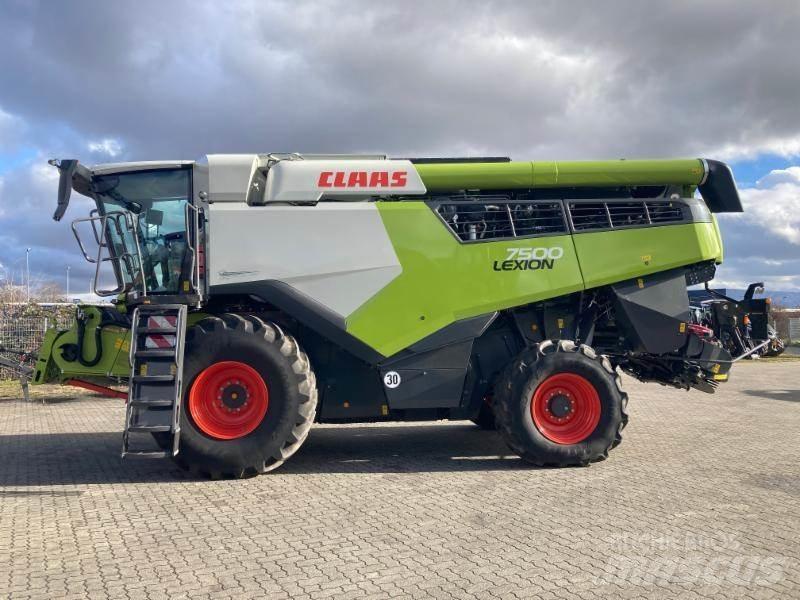 CLAAS LEXION 7500 Mietitrebbiatrici