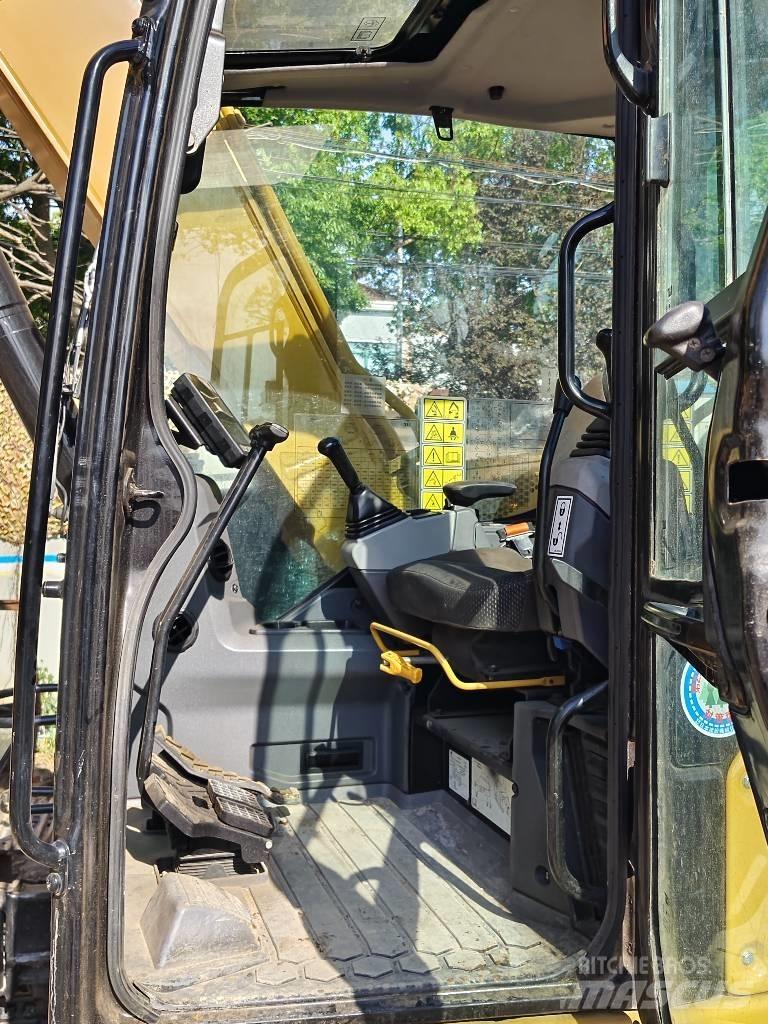 CAT 310 Escavatori cingolati