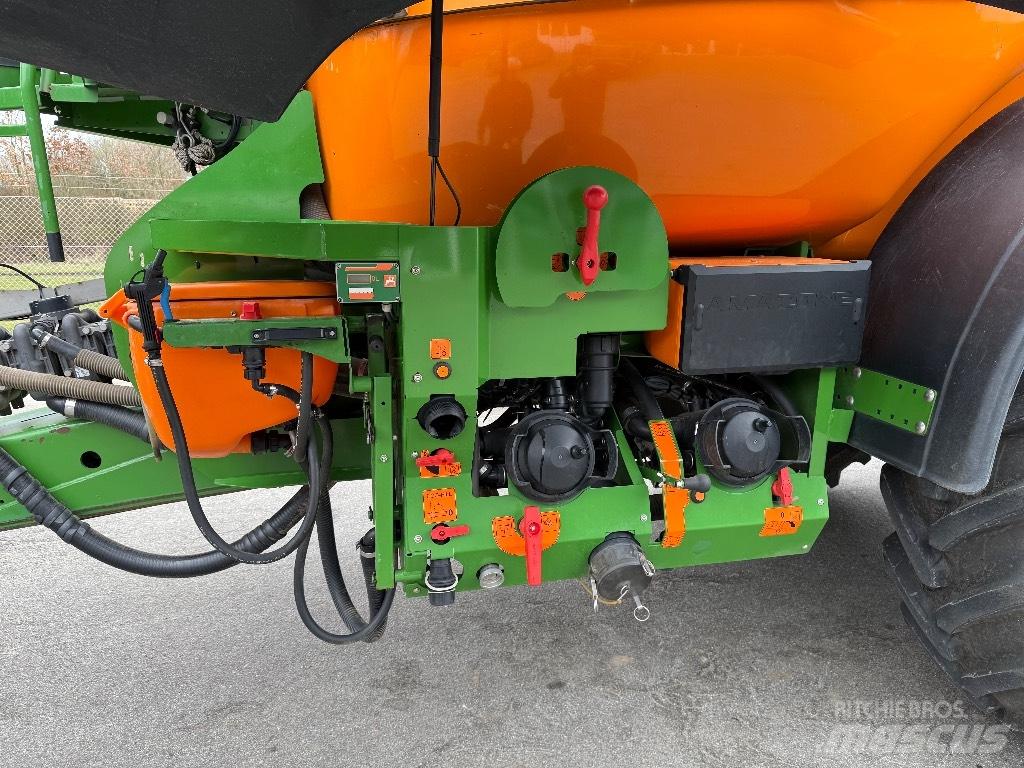 Amazone UX 11200 Irroratrici trainate