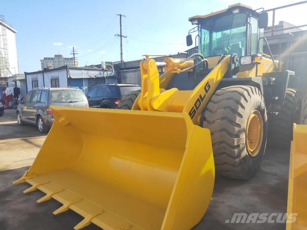 SDLG LG 953 L Pale gommate