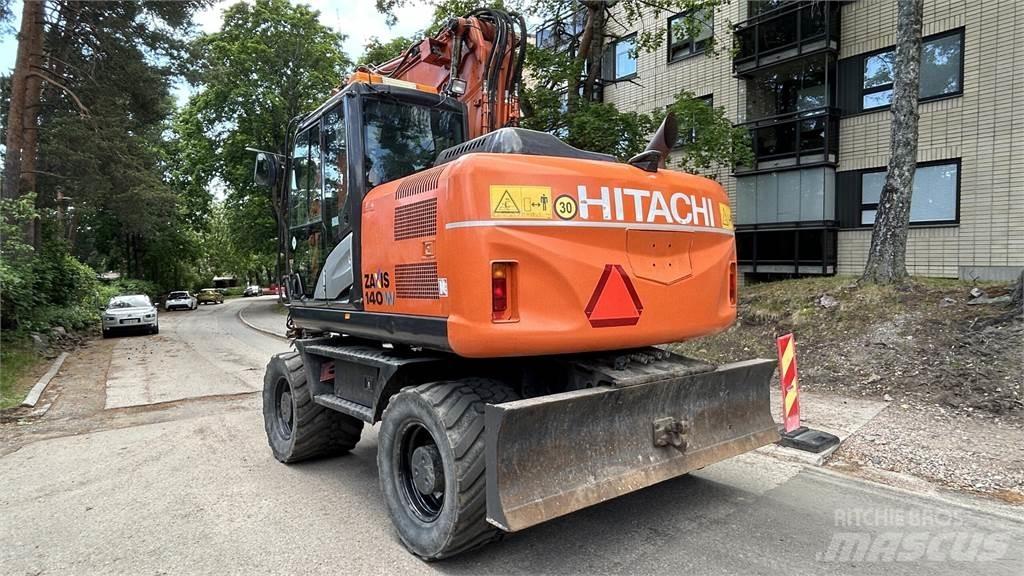 Hitachi ZX140W-5B Escavatori gommati