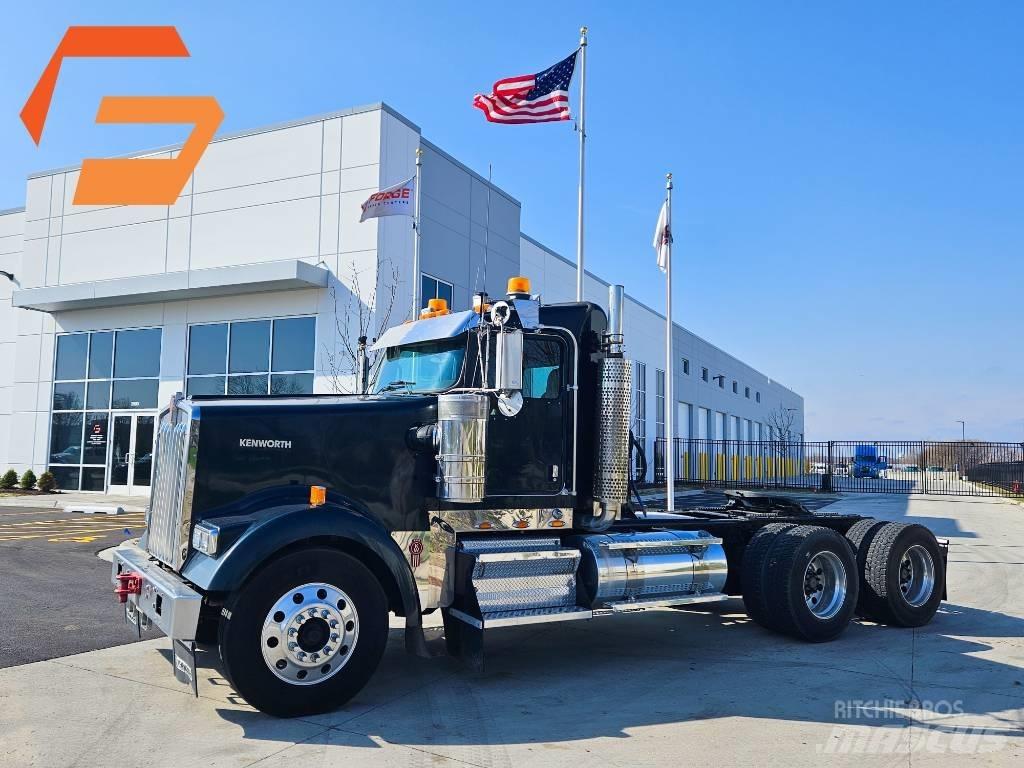 Kenworth W900 Motrici e Trattori Stradali