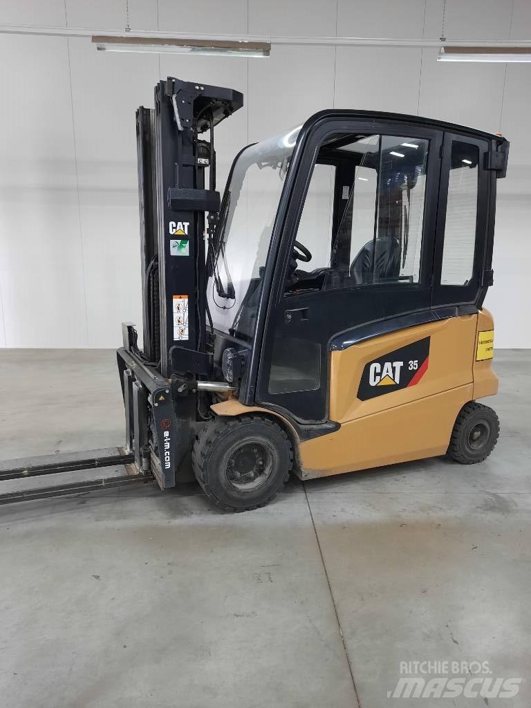 CAT EP35N Carrelli elevatori elettrici