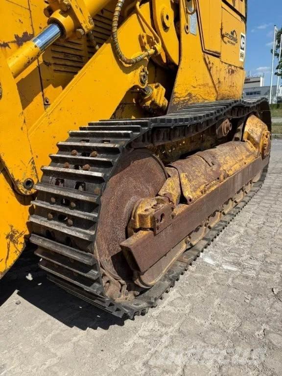CAT 941 Pale cingolate