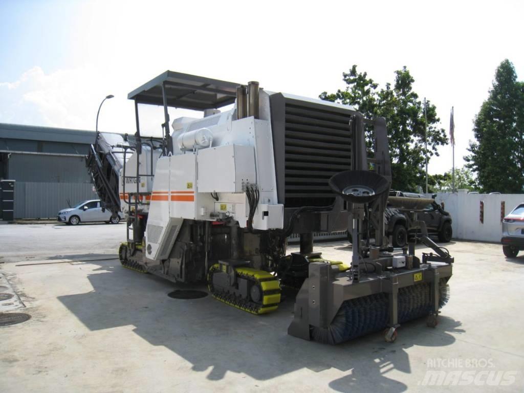 Wirtgen W1900 Fresa a freddo per asfalto