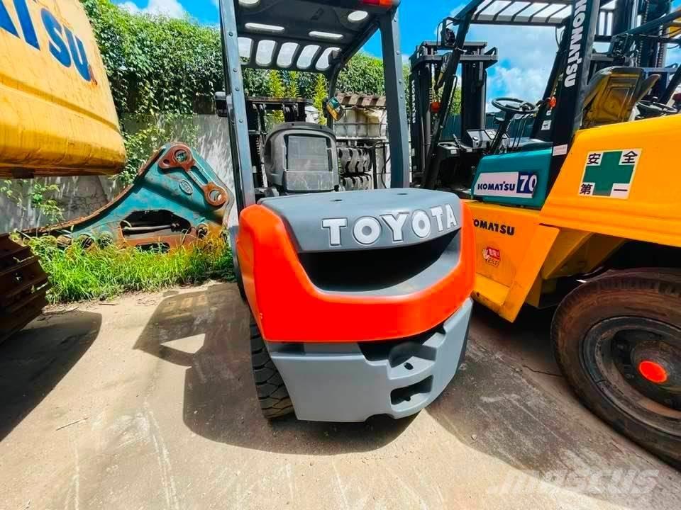 Toyota FB30-7 Carrelli elevatori elettrici