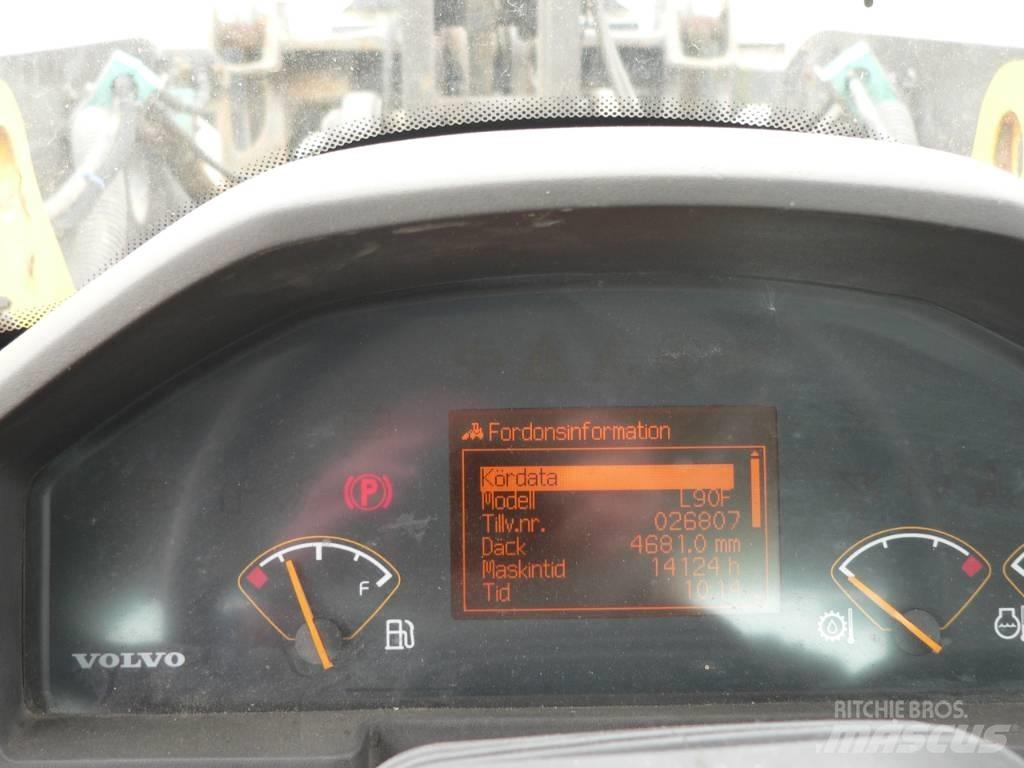 Volvo L 90 F Pale gommate