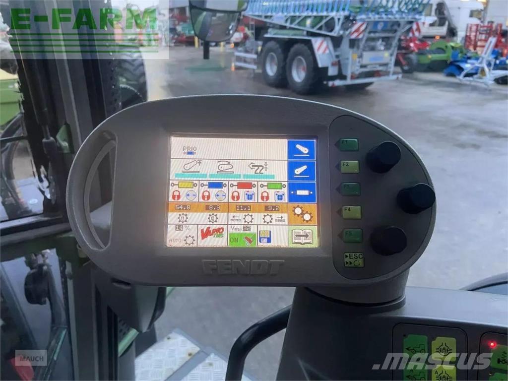 Fendt 820 vario Trattori