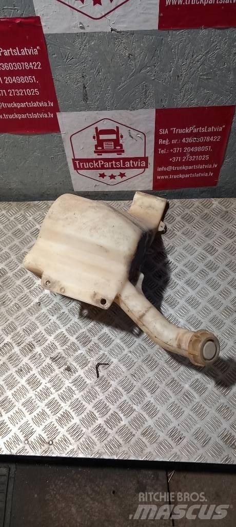 Scania 94 D.   1399464 Cabine e interni
