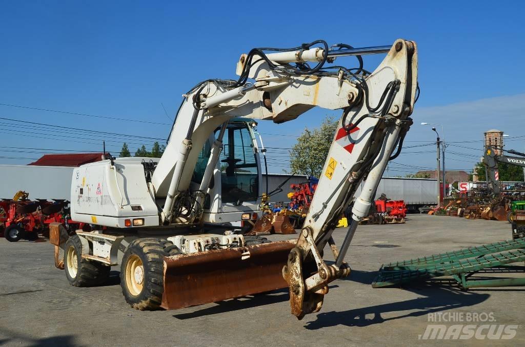 CASE WX 145 Escavatori gommati