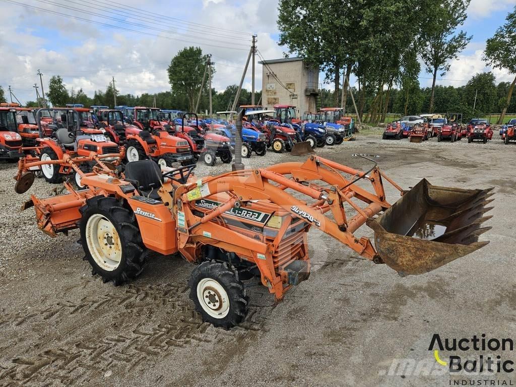 Kubota L1-R22 Trattori
