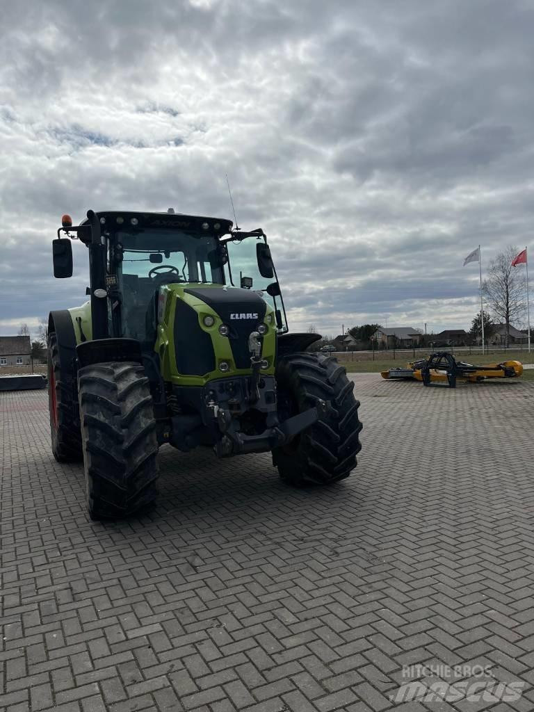 CLAAS Axion 850 Trattori