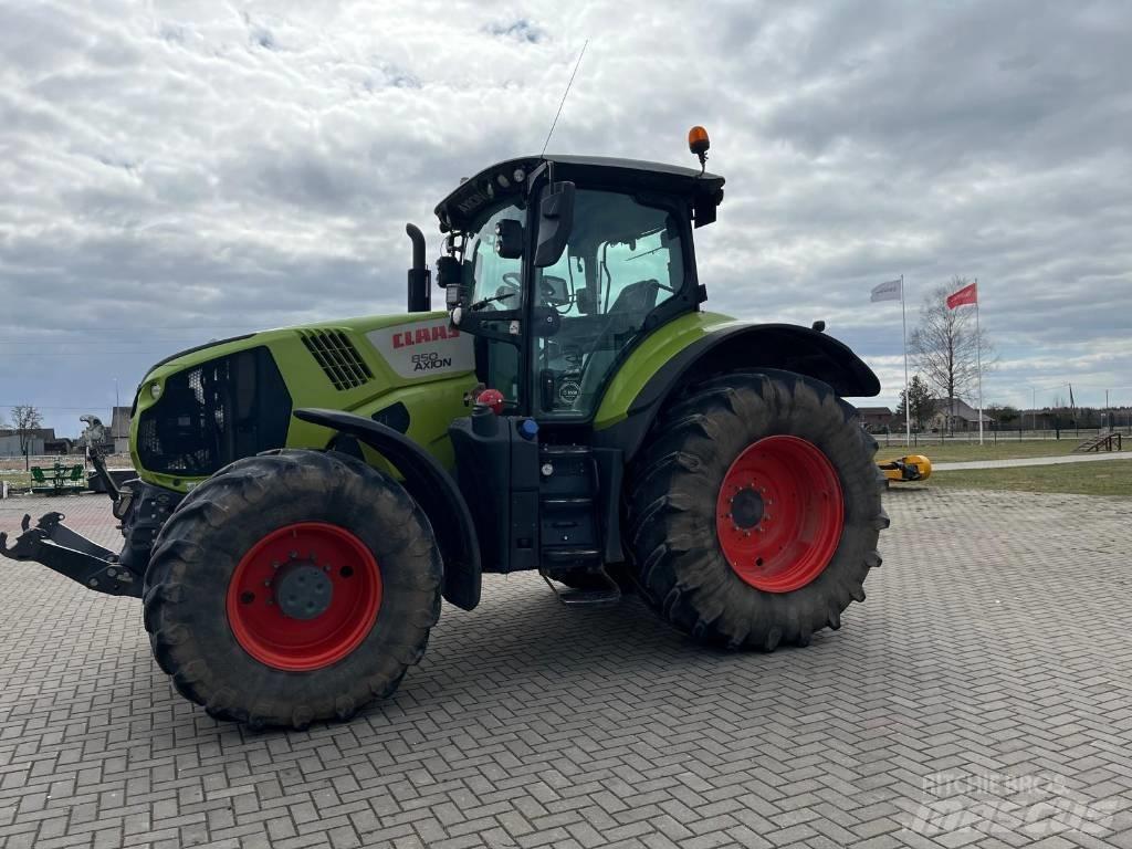 CLAAS Axion 850 Trattori