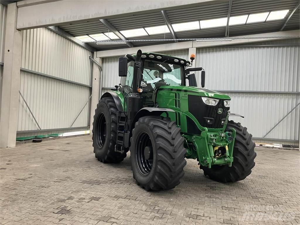 John Deere 6250R Trattori
