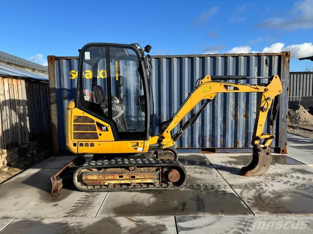 CAT 302.4 D Miniescavatori
