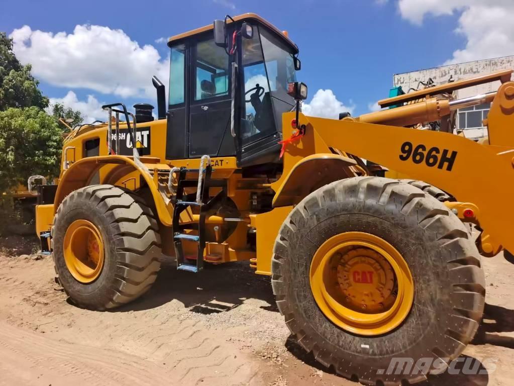CAT 966 H Pale gommate