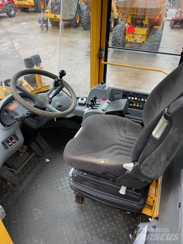Volvo L60E Pale gommate