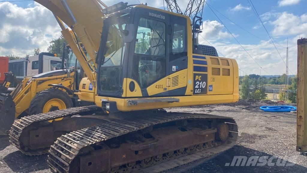 Komatsu PC210 LCi‑10 Escavatori cingolati