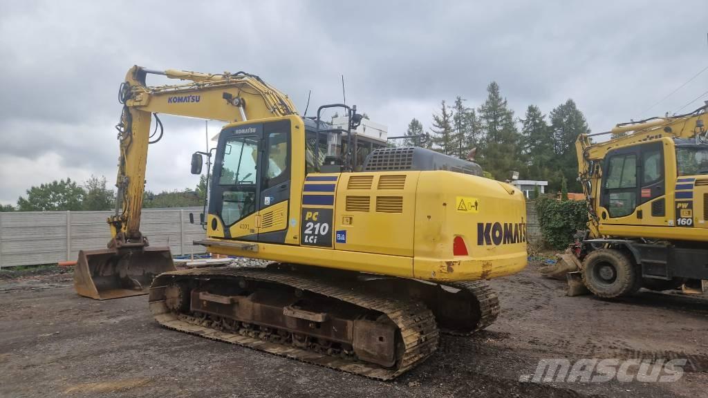 Komatsu PC210 LCi‑10 Escavatori cingolati