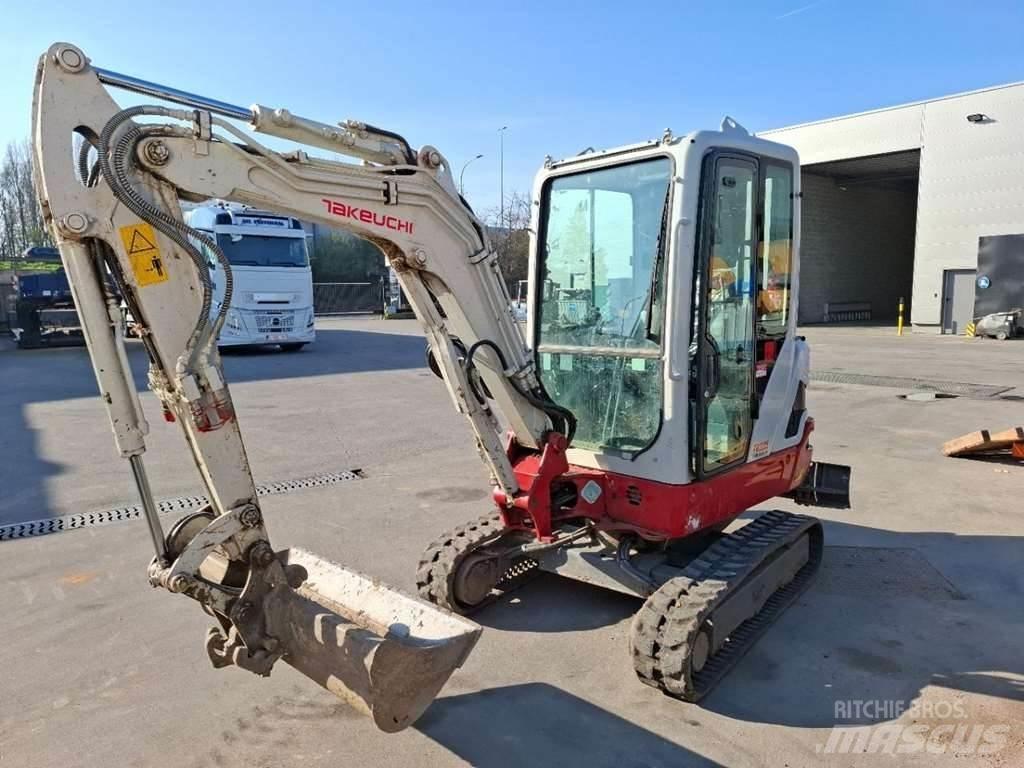 Takeuchi TB225LSA Miniescavatori