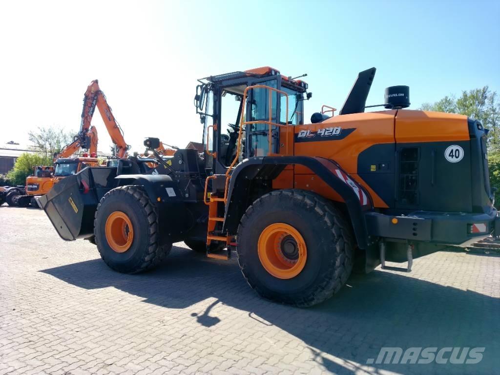 Doosan DL 420-7 Pale gommate