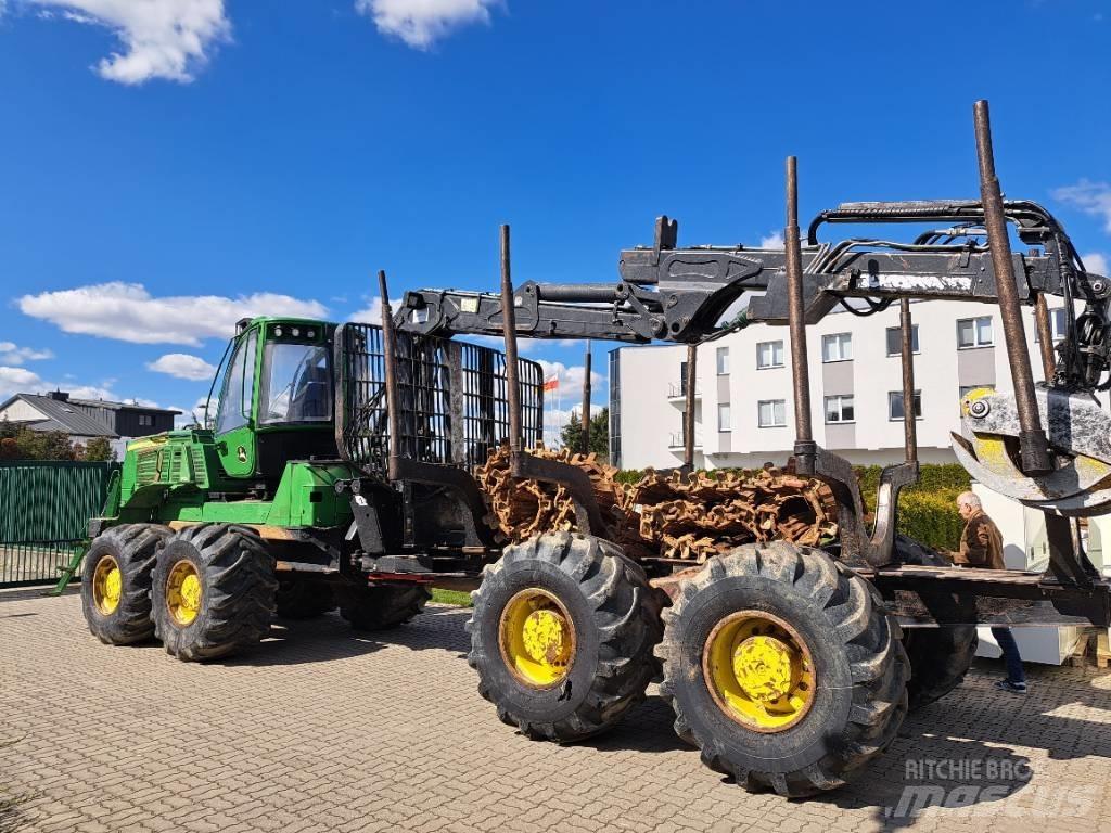 John Deere 1910G Forwarder
