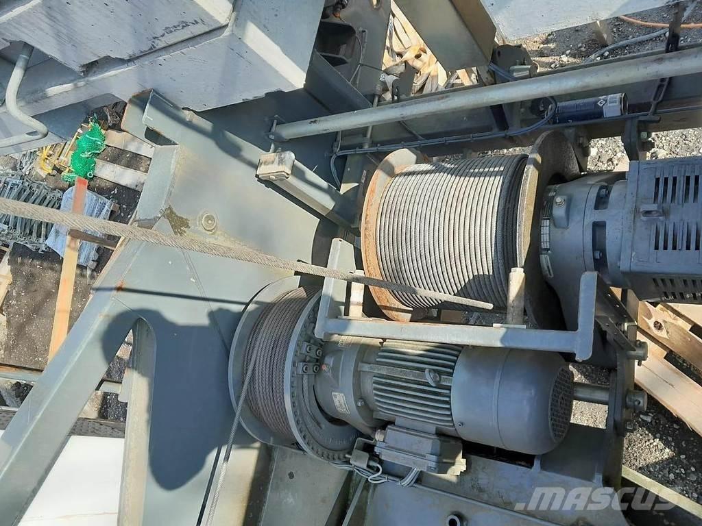 Liebherr 81k Altre gru